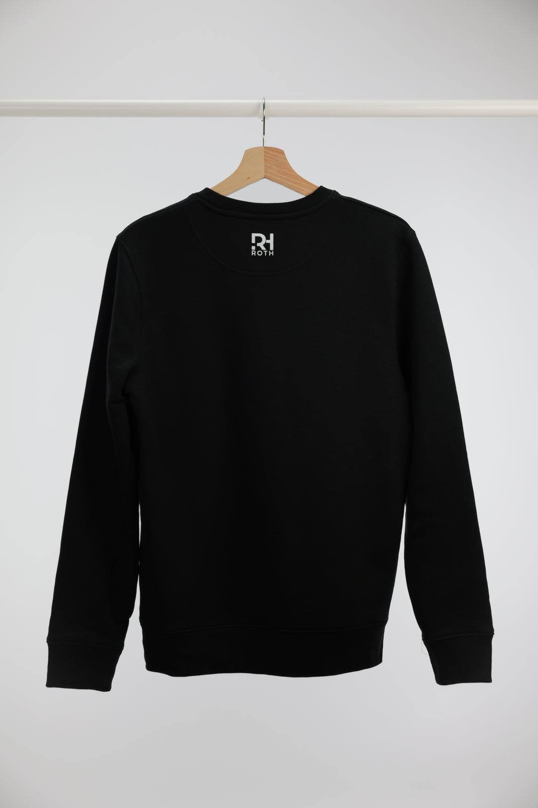 Unisex Casual Sweater RH/TRI Basic Line schwarz - Klassischer Look mit ROTH Aufdruck