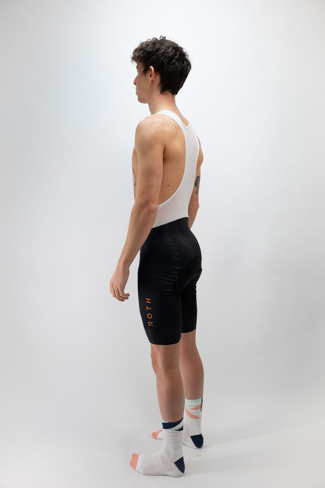 Surpas Vitric Bib Shorts Unisex - Praktische Radhose für kurze und lange Distanzen