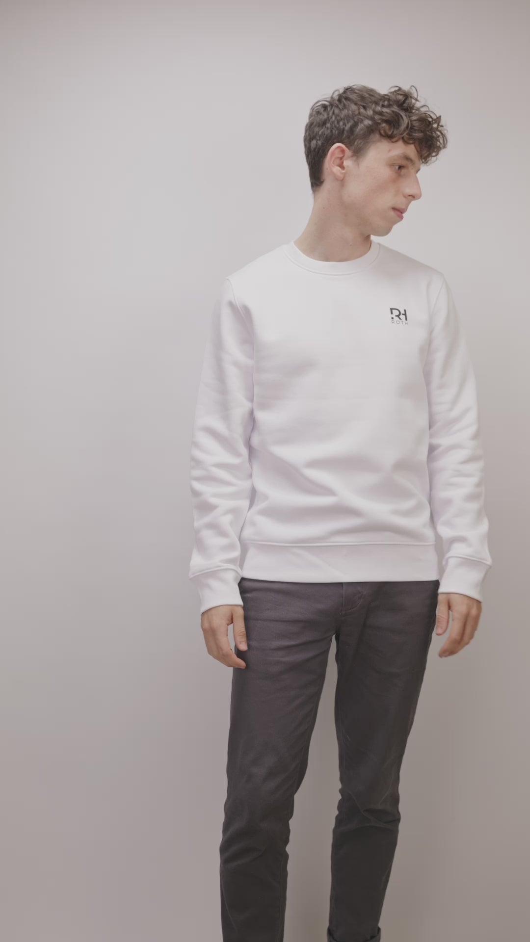 Unisex Casual Sweater RH/TRI Basic Line white - Klassischer Look mit dem  ROTH Aufdruck